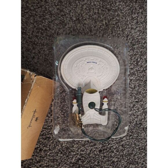 Vintage Star Trek ornament - Picture 2 of 4